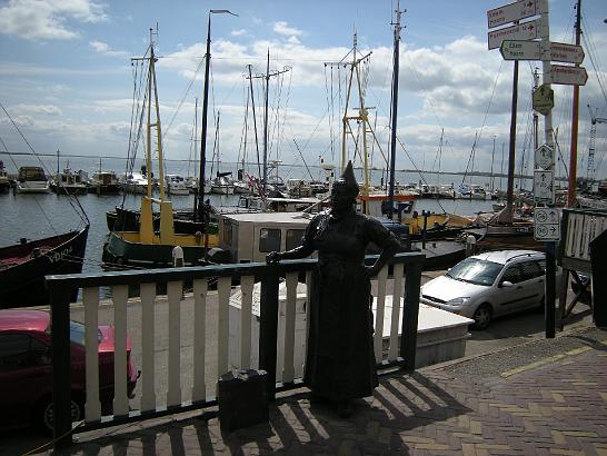 h4.JPG - Volendam nábřeží