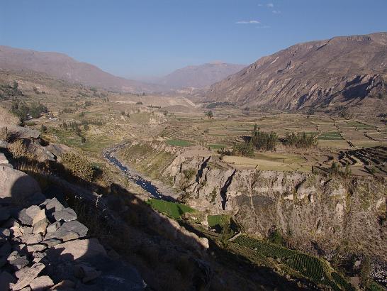 DSC02353.JPG - Ubytování v městečku Chivay. Právě tady začíná kaňon Colca