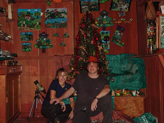 DSC02855.JPG - Vánoce v listopadu v deštném pralese nás čekali po návratu z projížďky p jezeře kde jsme v noci sledovali kajmany a ve dne vydry